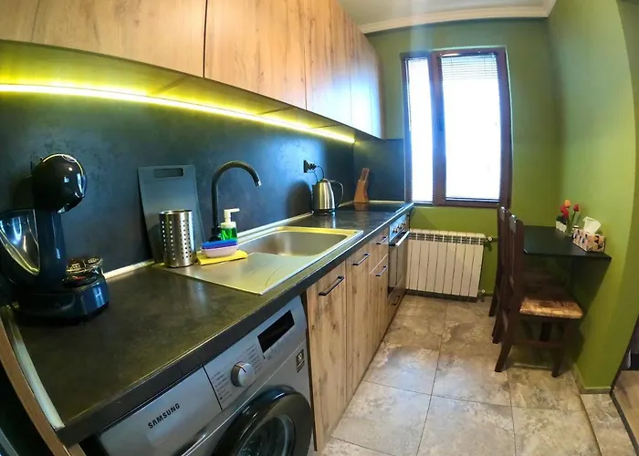 Sunset Yavorov פומורי