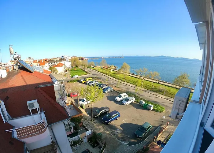 Sunset Yavorov * פומורי