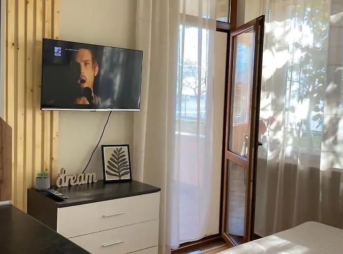 Sunset Yavorov דירה פומורי